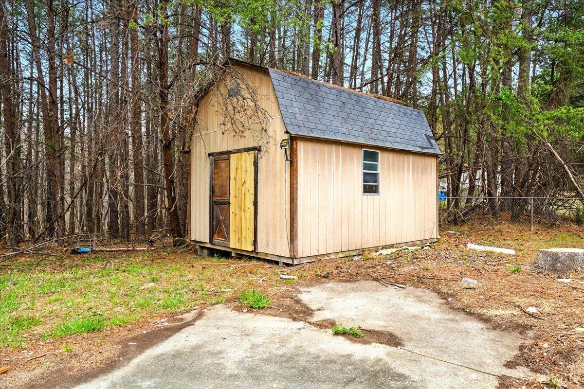 330 Bloxsom Road, Callands, Virginia image 38