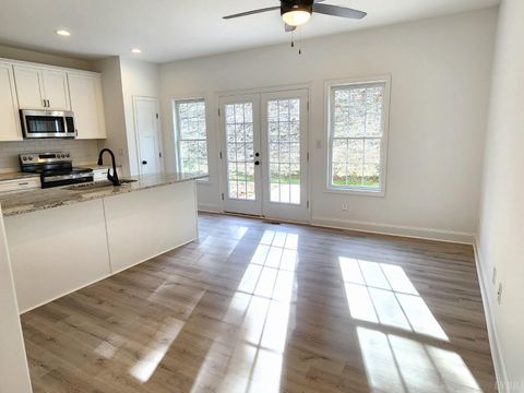 Tiny photo for 3008 Hill St St #400, Lynchburg, VA 24501 (MLS # 363364)