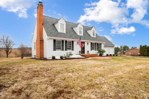Tiny photo for 1726 Three Otters Road, Bedford, VA 24523 (MLS # 364795)