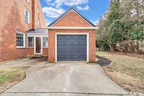 Tiny photo for 904 Longwood Ave, Bedford, VA 24523 (MLS # 364830)