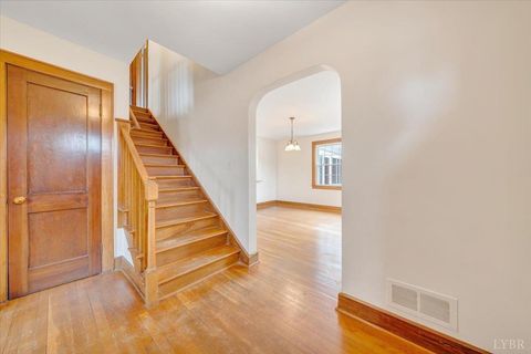 Tiny photo for 904 Longwood Ave, Bedford, VA 24523 (MLS # 364830)