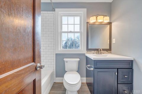 Tiny photo for 904 Longwood Ave, Bedford, VA 24523 (MLS # 364830)