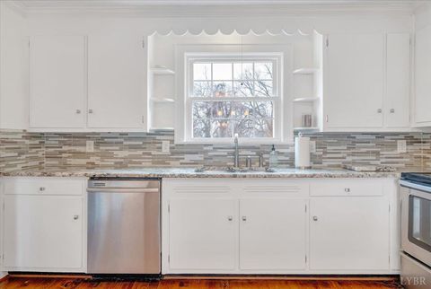 Tiny photo for 904 Longwood Ave, Bedford, VA 24523 (MLS # 364830)