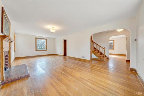 Tiny photo for 904 Longwood Ave, Bedford, VA 24523 (MLS # 364830)