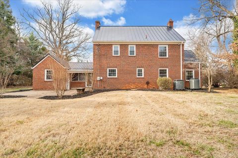 Tiny photo for 904 Longwood Ave, Bedford, VA 24523 (MLS # 364830)