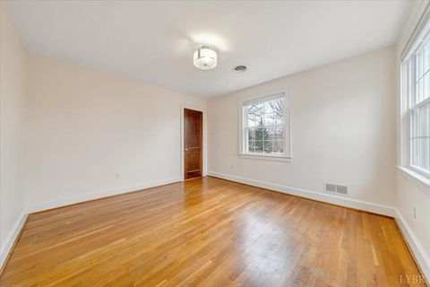 Tiny photo for 904 Longwood Ave, Bedford, VA 24523 (MLS # 364830)