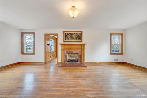 Tiny photo for 904 Longwood Ave, Bedford, VA 24523 (MLS # 364830)