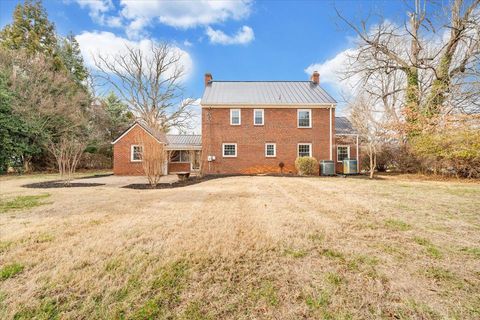Tiny photo for 904 Longwood Ave, Bedford, VA 24523 (MLS # 364830)