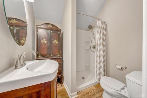 Tiny photo for 904 Longwood Ave, Bedford, VA 24523 (MLS # 364830)