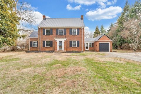 Tiny photo for 904 Longwood Ave, Bedford, VA 24523 (MLS # 364830)