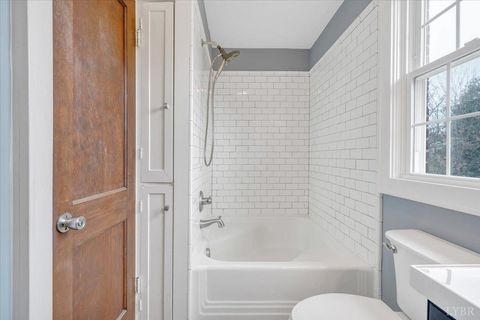 Tiny photo for 904 Longwood Ave, Bedford, VA 24523 (MLS # 364830)