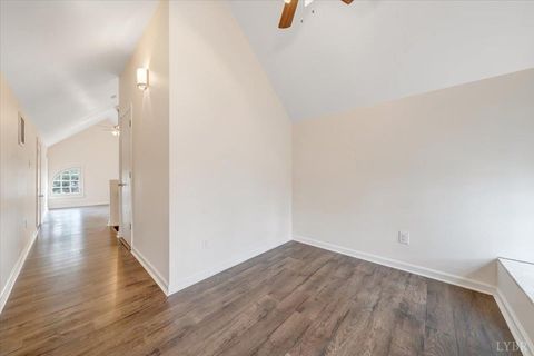 Tiny photo for 904 Longwood Ave, Bedford, VA 24523 (MLS # 364830)