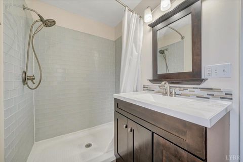 Tiny photo for 904 Longwood Ave, Bedford, VA 24523 (MLS # 364830)