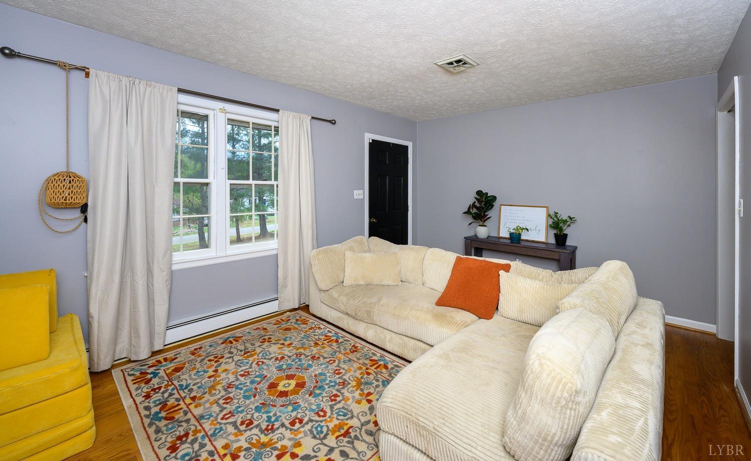 105 Valleyview Drive, Madison Heights, Virginia image 18