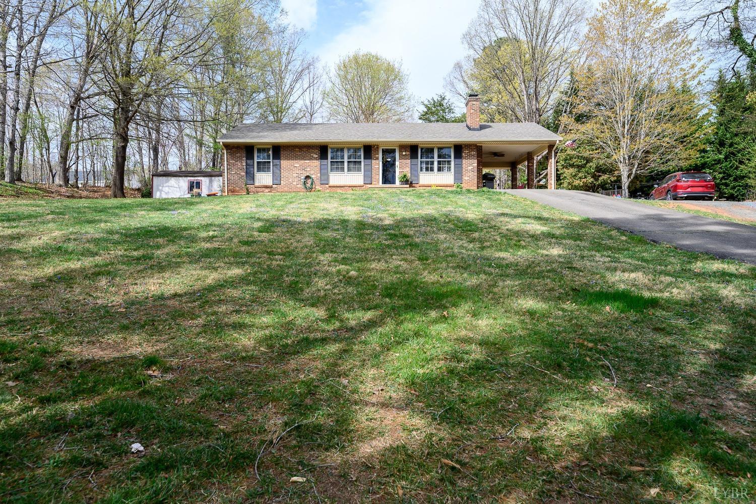 105 Valleyview Drive, Madison Heights, Virginia image 12