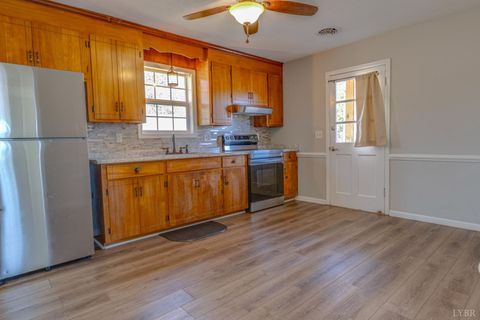 Tiny photo for 155 Odins Bow Road, Madison Heights, VA 24572 (MLS # 363960)