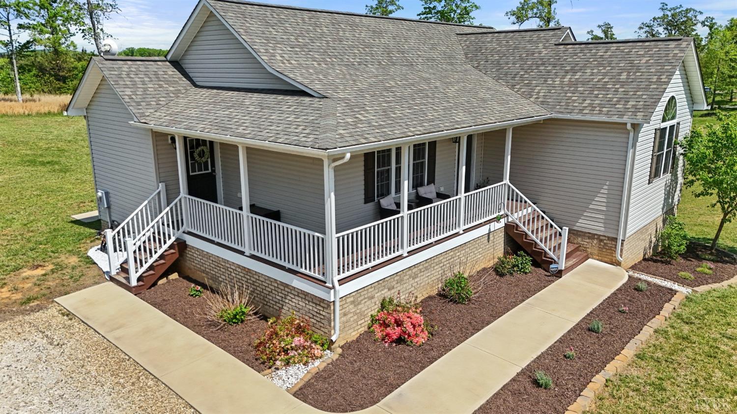 365 Beeks Lane, Spout Spring, Virginia image 2