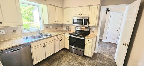 Tiny photo for 204 Shaker Lane, Forest, VA 24551 (MLS # 366286)