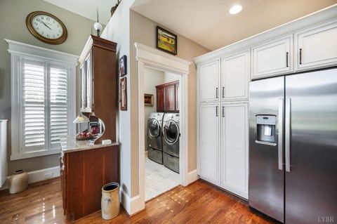 Tiny photo for 1424 Lake Manor Dr Dr, Forest, VA 24551 (MLS # 365306)