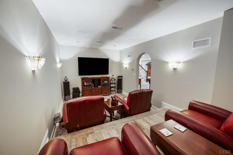 Tiny photo for 1424 Lake Manor Dr Dr, Forest, VA 24551 (MLS # 365306)