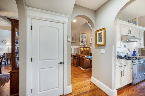 Tiny photo for 1424 Lake Manor Dr Dr, Forest, VA 24551 (MLS # 365306)