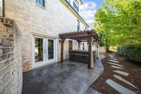 Tiny photo for 1424 Lake Manor Dr Dr, Forest, VA 24551 (MLS # 365306)