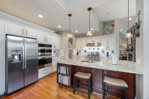 Tiny photo for 1424 Lake Manor Dr Dr, Forest, VA 24551 (MLS # 365306)