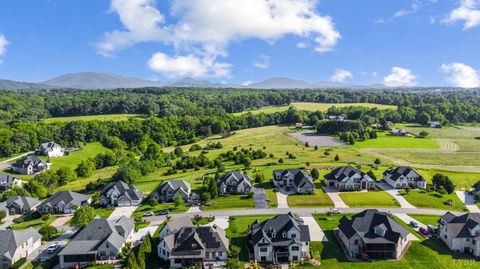 Tiny photo for 1424 Lake Manor Dr Dr, Forest, VA 24551 (MLS # 365306)