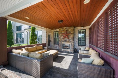 Tiny photo for 1424 Lake Manor Dr Dr, Forest, VA 24551 (MLS # 365306)