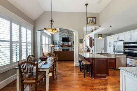 Tiny photo for 1424 Lake Manor Dr Dr, Forest, VA 24551 (MLS # 365306)