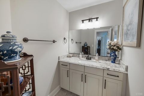 Tiny photo for 1424 Lake Manor Dr Dr, Forest, VA 24551 (MLS # 365306)