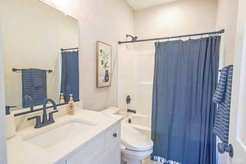 Tiny photo for 133 Bentley Grove Way, Lynchburg, VA 24502 (MLS # 363548)