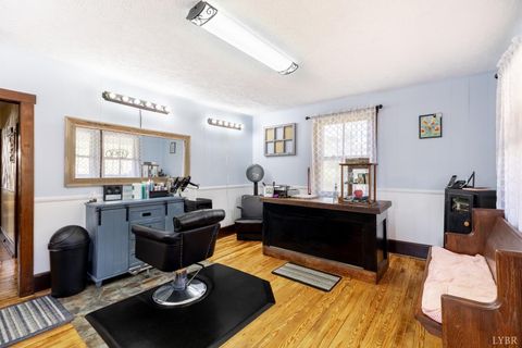 Tiny photo for 1868 LYNCHBURG SALEM TURNPIKE, Bedford, VA 24551 (MLS # 363729)