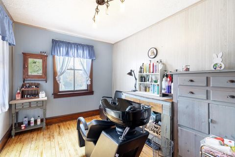 Tiny photo for 1868 LYNCHBURG SALEM TURNPIKE, Bedford, VA 24551 (MLS # 363729)