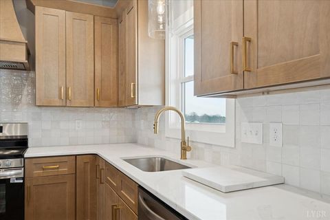 Tiny photo for 1711 Wells Rd, Bedford, VA 24523 (MLS # 364367)