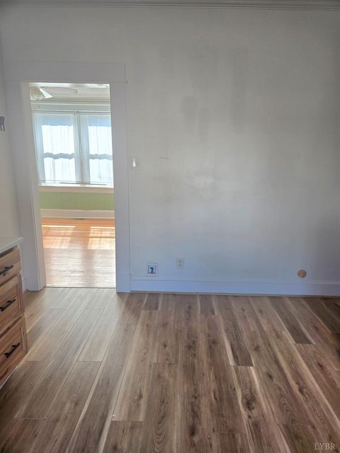 Tiny photo for 701 Mansfield Avenue, Lynchburg, VA 24501 (MLS # 362641)