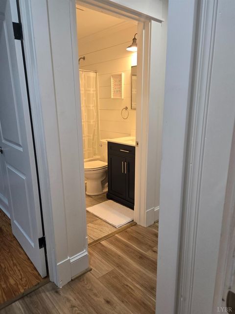 Tiny photo for 701 Mansfield Avenue, Lynchburg, VA 24501 (MLS # 362641)