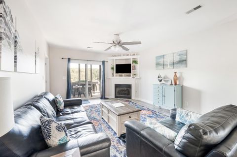 Tiny photo for 1137 Mariners Way #48, Huddleston, VA 24104 (MLS # 362032)