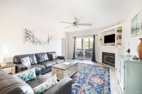 Tiny photo for 1137 Mariners Way #48, Huddleston, VA 24104 (MLS # 362032)