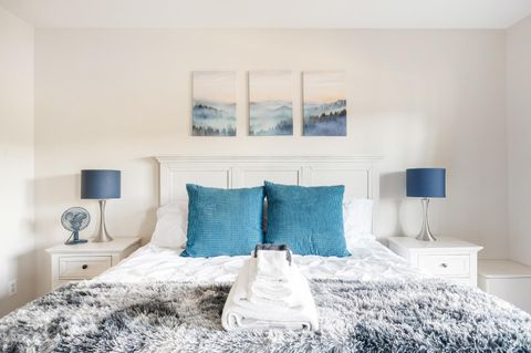 Tiny photo for 1137 Mariners Way #48, Huddleston, VA 24104 (MLS # 362032)