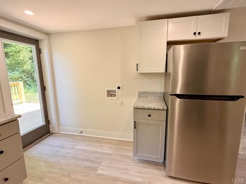 Tiny photo for 179 Rocky Hill Rd. RD, Madison Heights, VA 24572 (MLS # 366688)