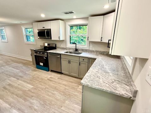 Tiny photo for 179 Rocky Hill Rd. RD, Madison Heights, VA 24572 (MLS # 366688)