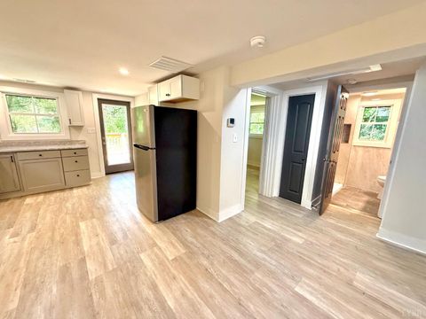 Tiny photo for 179 Rocky Hill Rd. RD, Madison Heights, VA 24572 (MLS # 366688)
