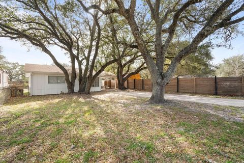 57 Sandra, Rockport, TX 78382 - MLS#: 147660