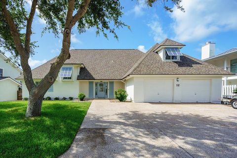 12 Blue Heron Dr, Rockport, TX 78382 - MLS#: 147187