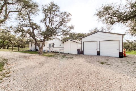 1115 Weeping Willow St, Rockport, TX 78382 - MLS#: 147769