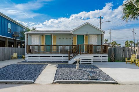 100 Brown Ave, Port Aransas, TX 78373 - MLS#: 147430