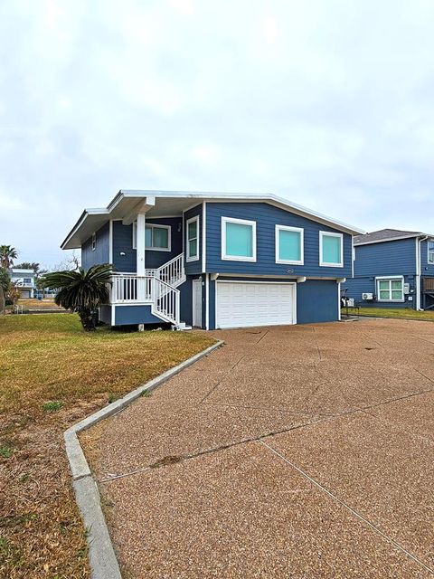 1833 Bay Shore Dr, Rockport, TX 78382 - MLS#: 147924
