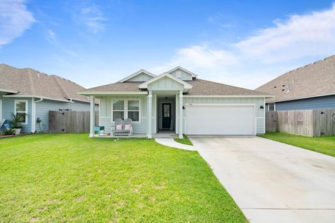 106 Shady Terrace, Rockport, TX 78382 - MLS#: 148029