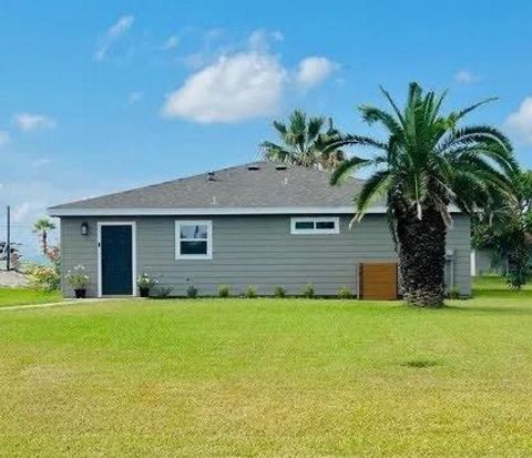 213 W Speckled Trout Ln, Rockport, TX 78382 - MLS#: 147508